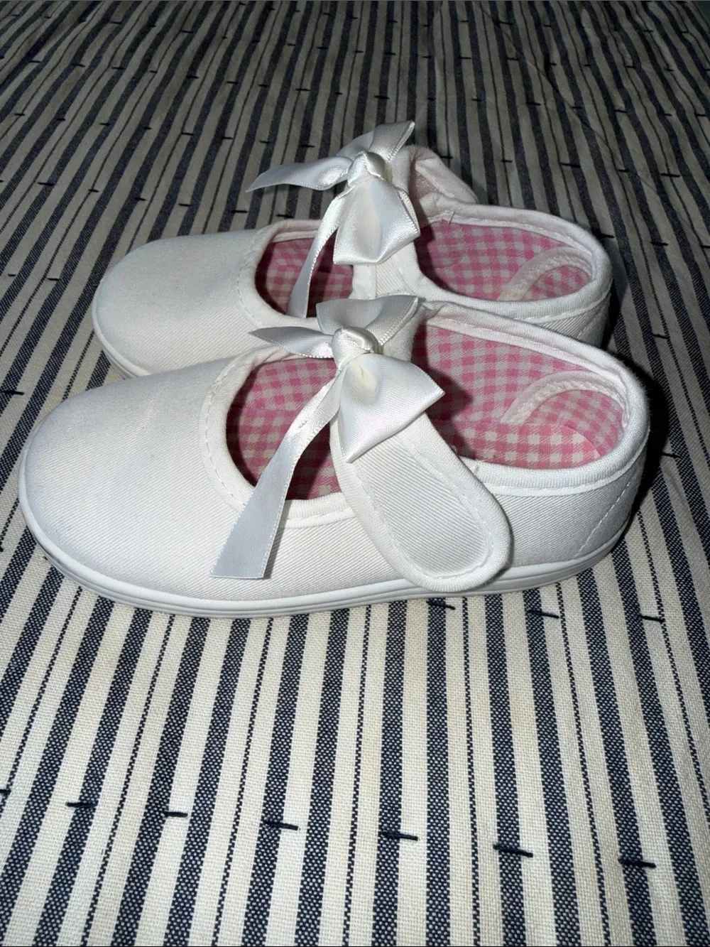 Girls White Bow Mary Jane Shoes